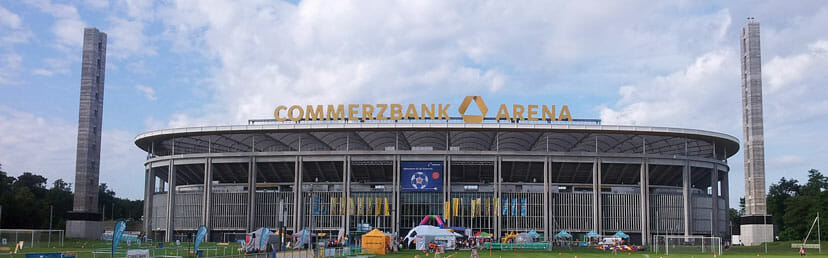 Commerzbank Arena ganz